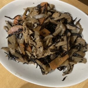 ひじきの煮物で！(^^)簡単炒り豆腐♪